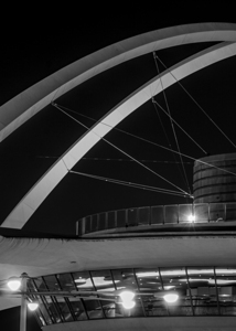 LAX theme building  vertical 2608 Populuxe 13k.jp