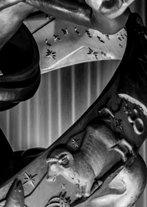 aires prometheus statue rockafeller statue  verti