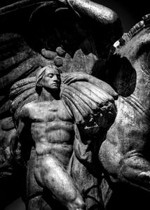 arlington bridge harvest statue  vertical 2307 Ha