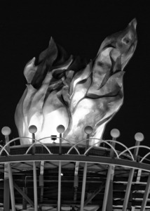 atlanta olympic flame  vertical 690 Flame 13k