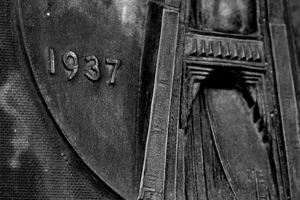 bronze relief golden gate bridge  horizontal 2901
