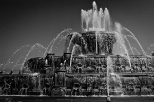 buckingham fountain  horizontal 2020 Clarence 13k