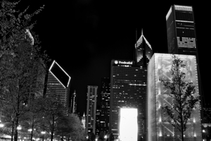 crown fountain millennium park at night  horizont