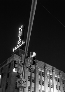 detroit music hall sign  vertical 560 Music 13k.j