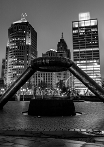 detroit skyline hart plaza  vertical 3091 Horace