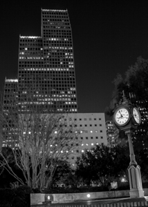 downtown houston sweeney clock  vertical 3281 Swe