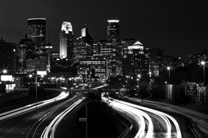 downtown minneapolis skyline at night 35w  horizo