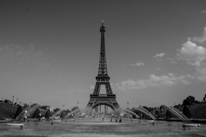eiffel tower from fountains in trocadero gardens  1707930748.2094