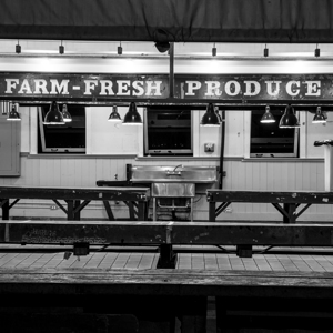 farm fresh produce pike place market  square 2682