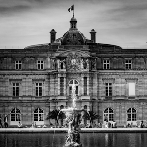 french senat building  square 2464 Senat 13k