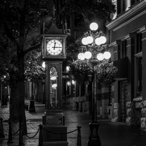 gastown steam clock water street at night  square