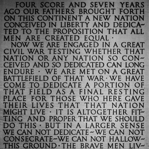 gettysburg address in lincoln memorial  square 34
