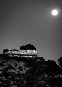 griffith observatory full moon  vertical 2187 Per