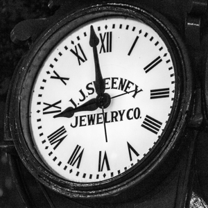 jj sweeney clock downtown houston  square 3275 Je