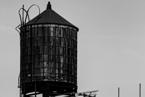 manhattan water tank  horizontal 1521 Water 13k.j