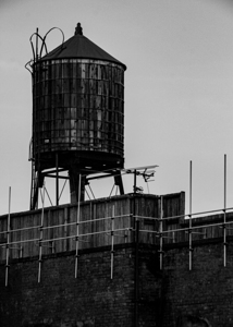 manhattan water tank  vertical 1521 Water 13k