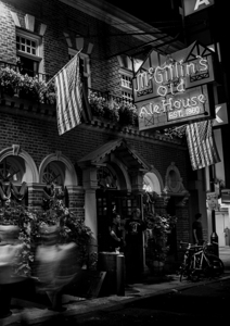 mcgillins old ale house  vertical 2236 Ale 13k.jp