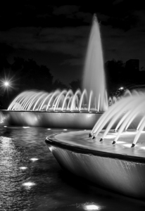 mecom fountain at night  vertical 932 Mecom 13k.j