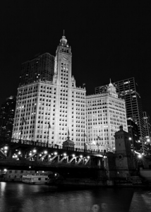 michigan avenue at night  vertical 1200 Lower 13k
