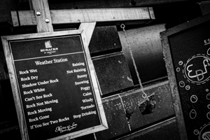 one under bar  horizontal 4657 Weather 13k