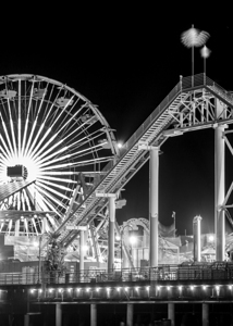 pacific park ferris wheel roller coaster santa mo