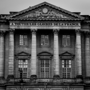 palace d armes at versailles  square 2446 Glories