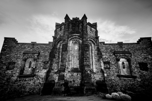 scottish war memorial edinburgh castle  horizonta