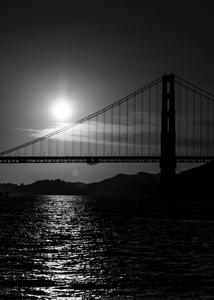 sunsets behind golden gate bridge  vertical 510 S