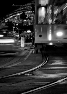taxi and street car channelside  vertical 1107 Ei
