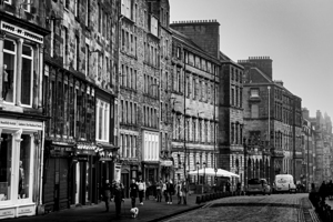 the royal mile old town edinburgh  horizontal 466