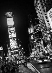times square at night  vertical 386 Times 13k