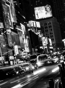 times square traffic  vertical 1531 Maxell 13k.jp