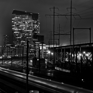 train entering 30th street station  square 980 Am
