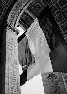 under the arc de triomphe  vertical 2435 Bonapart