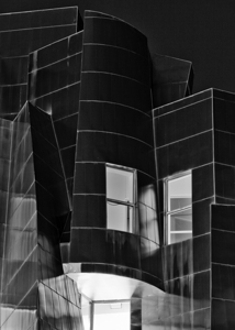weisman art museum  vertical 1718 Weisman 13k