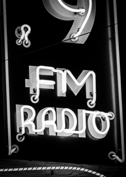 92.9 fm radio sign  vertical 813 Radio 13k Print