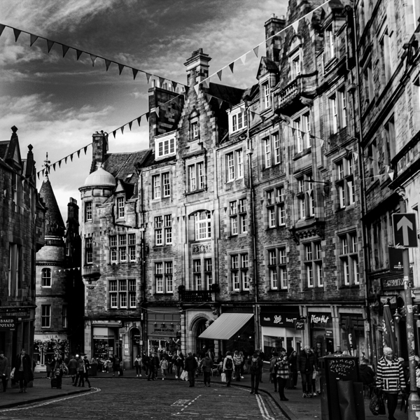 cockburn street old town edinburgh  square 4671 C Print