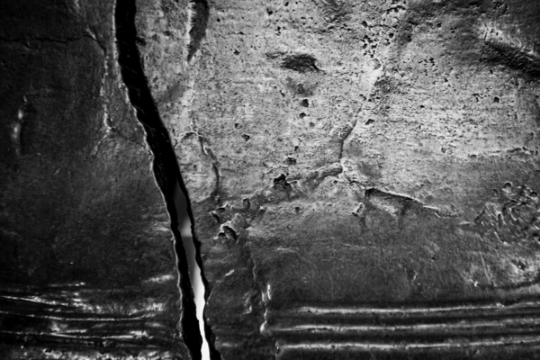 crack in the liberty bell  horizontal 2957 Crack Print