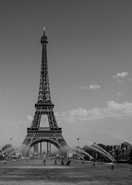 eiffel tower from trocadero gardens warsaw founta Print