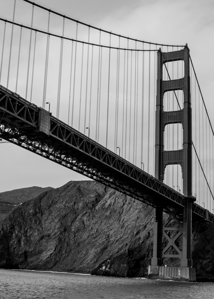 golden gate bridge  vertical 4523 Kirby 13k Print