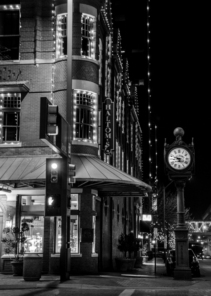 haltoms jewelry at night  vertical 807 Haltoms 13 Print