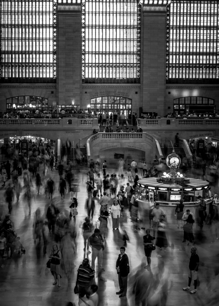 inside grand central station  vertical 1486 Poser Print