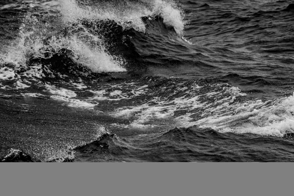 pacific ocean waves  horizontal 2862 Wake 13k Print