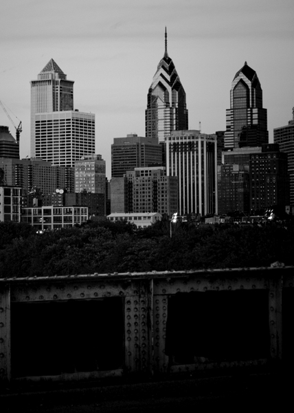philadelphia skyline pre comcast tower  vertical Print