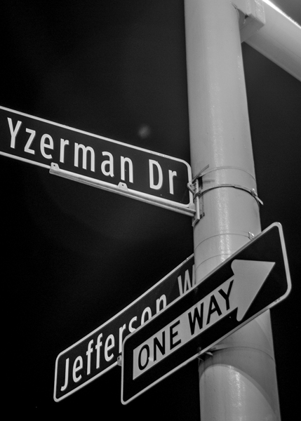 steve yzerman drive  vertical 572 Yzerman 13k Print