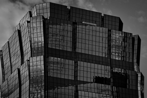 top of ATT building  horizontal 1683 Att 13k Print