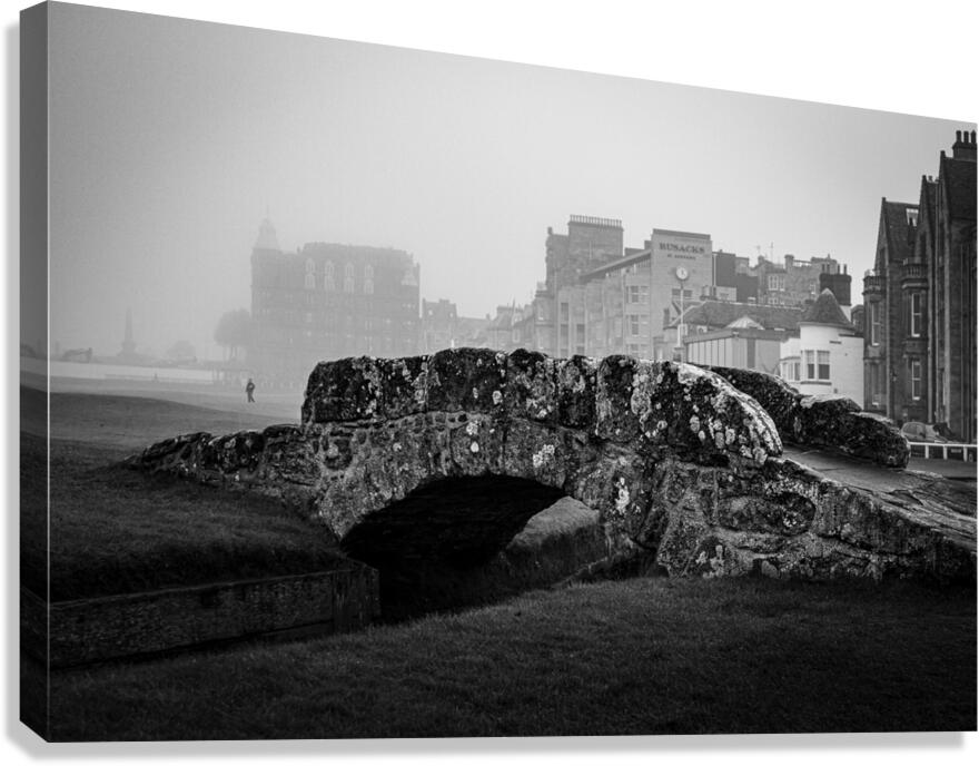 swilcan bridge old course st andrews  horizontal Canvas Print