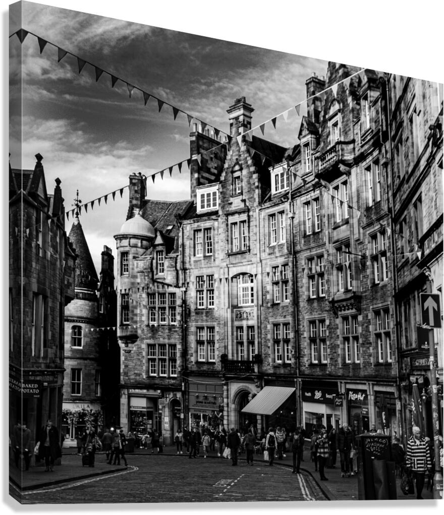 cockburn street old town edinburgh  square 4671 C Canvas Print