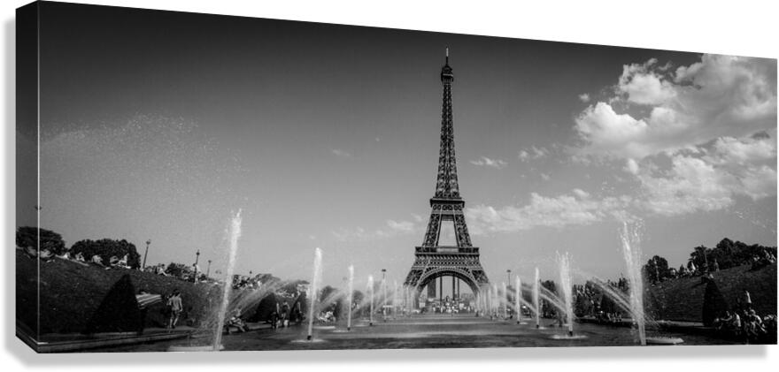 eiffel tower from fountains in trocadero gardens  1707930518.0444 Canvas Print