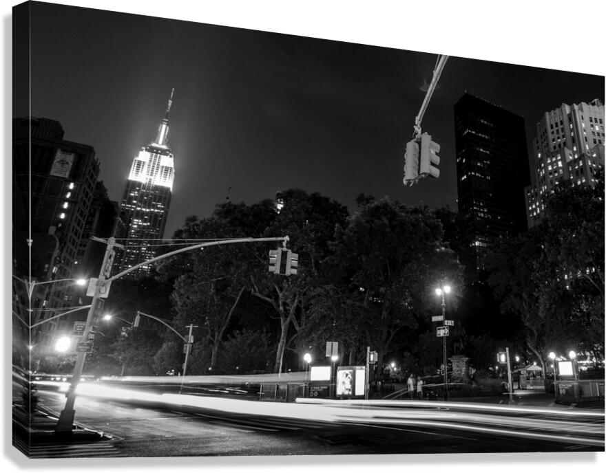 empire state building at night  horizontal 1411 B Canvas Print